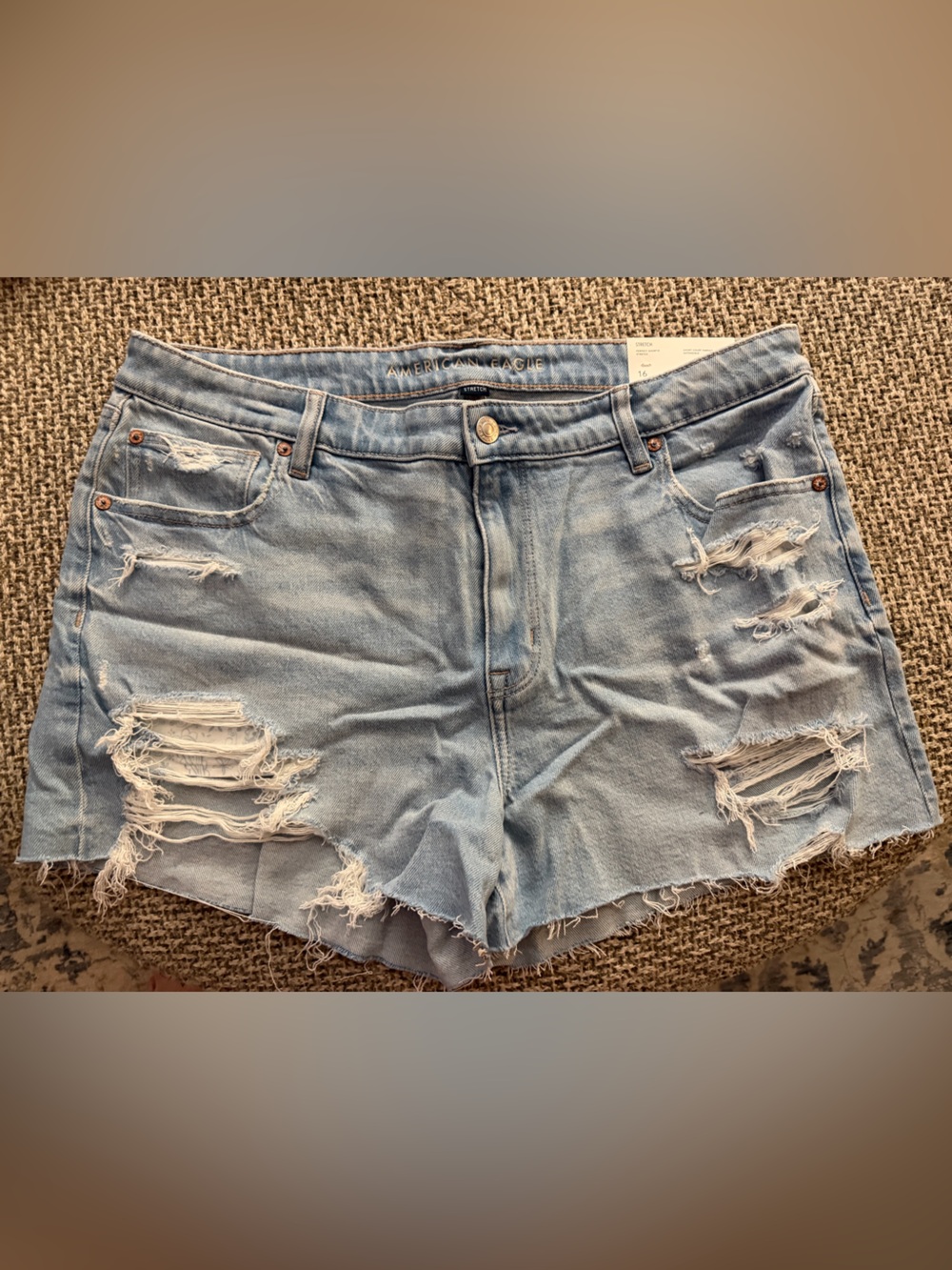 NWT American Eagle Perfect Shortie Distressed Denim Shorts Size 16 (33W)